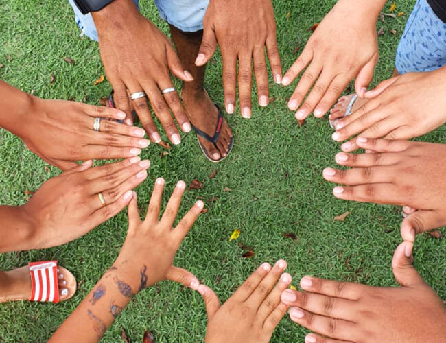 Campanhas apoiam projetos sociais de Santa Catarina com foco em crianças, adolescentes e idosos