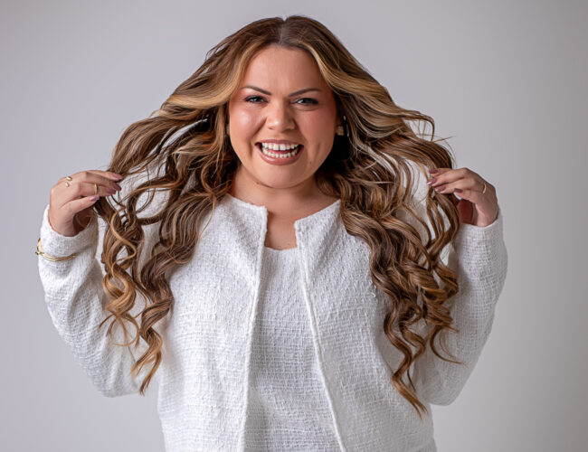 Priscila Meireles é destaque no dia 29 do “Réveillon Itajaí 2026”