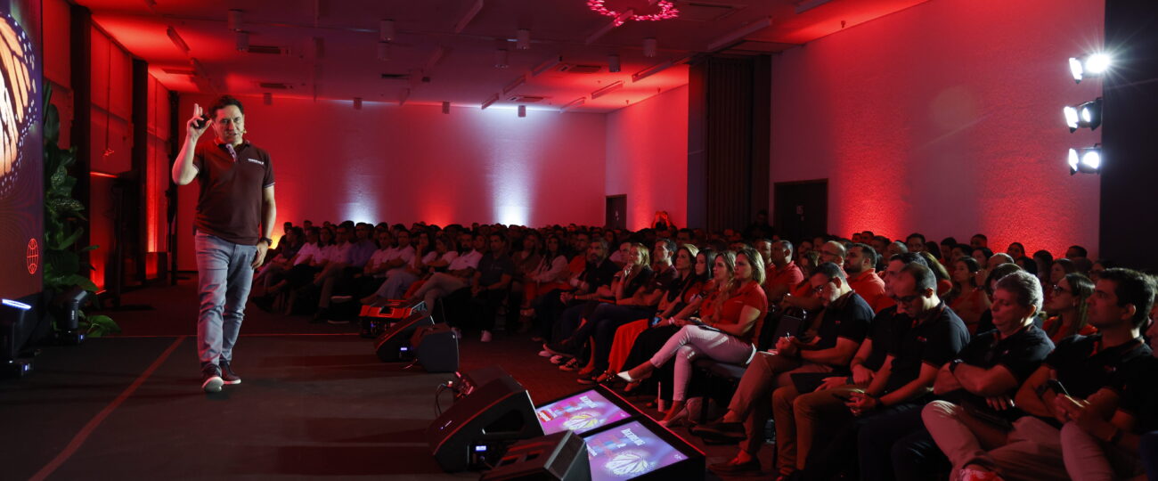 Executivos do Santander apresentam prioridades de 2026 com agenda estratégica em Florianópolis